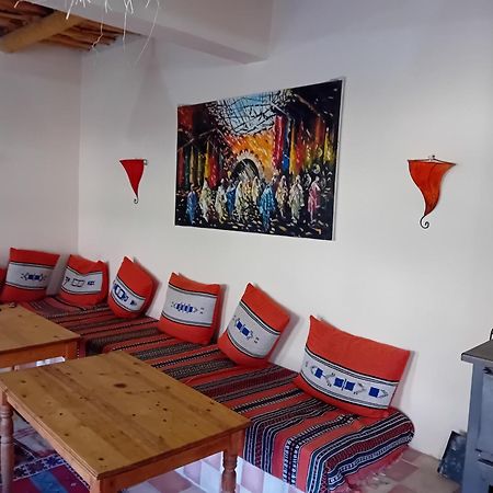 Maison D'Hotes Agdal Telouet Tiguidert Exterior foto